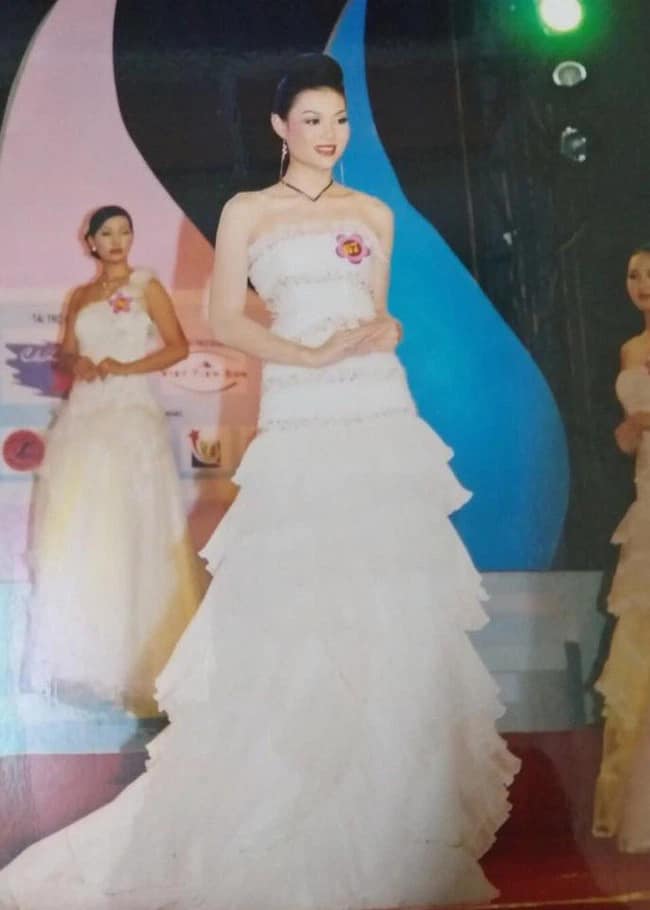 Cách đây không lâu, Thanh Hương chia sẻ hình ảnh đi thi Hoa hậu Hải Dương 2006. Khi đó, cô là thí sinh nhỏ tuổi nhất cuộc thi nhưng lại đạt danh hiệu Á hậu 1. Tuy nhiên sau cuộc thi, cô theo đuổi đam mê diễn xuất.
