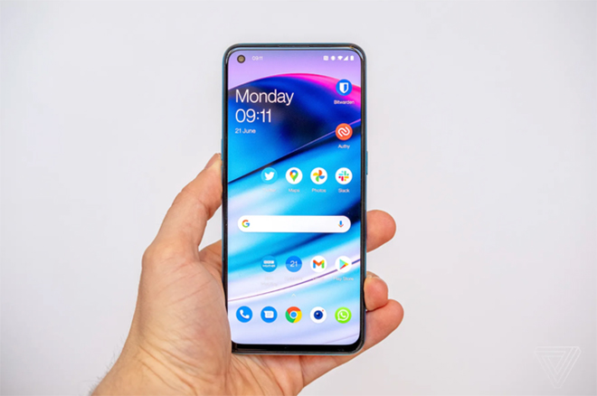 OnePlus Nord CE 5G.