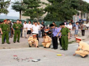 Pháp luật - Hà Nội: Tài xế xe ôm bất ngờ lao tới đâm chết hàng xóm