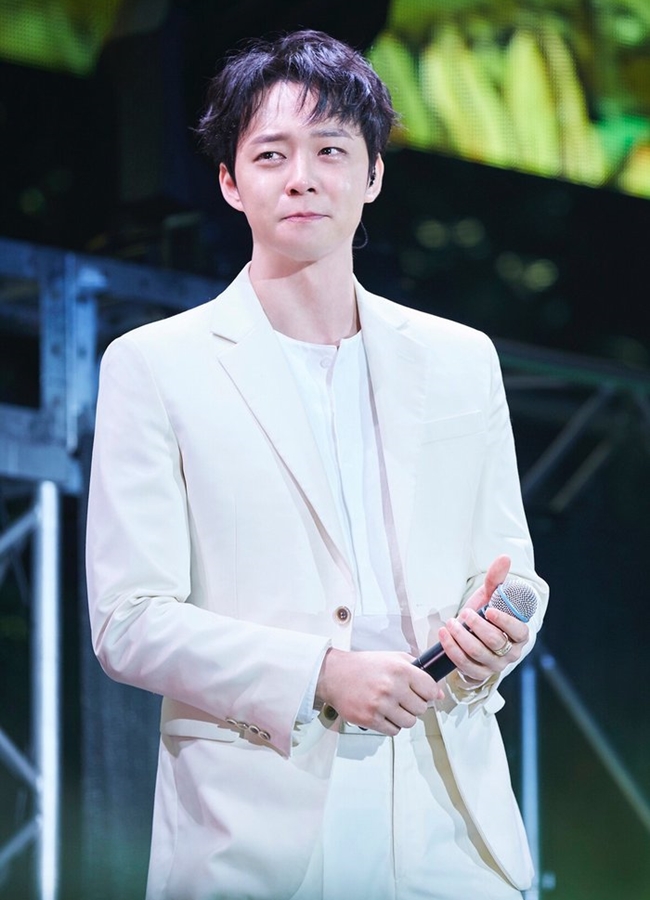 Trở lại sau bê bối lại không giữ lời hứa, Park Yoochun bị cộng đồng mạng “ném đá” dữ dội.
