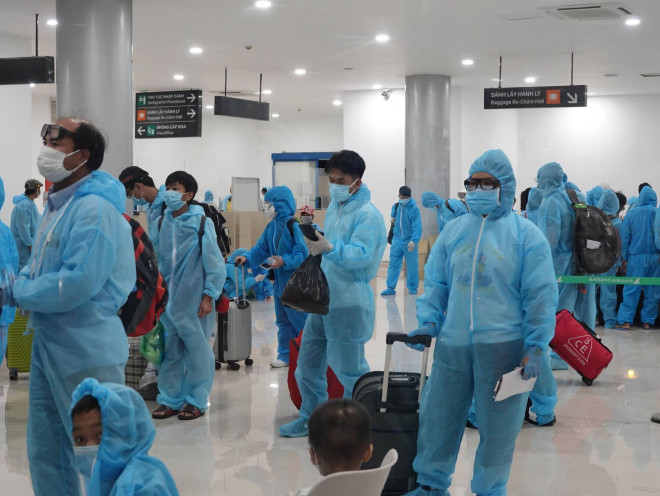 Chuyến bay miễn phí đầu tiên đưa 196 công dân Bình Định từ TP HCM về quê tránh dịch