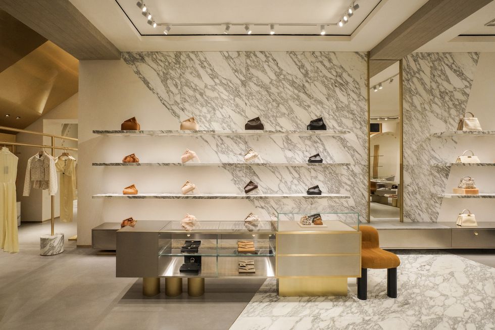 Fendi mở cửa hàng Flagship &#34;trong mơ&#34; ở New York - 5