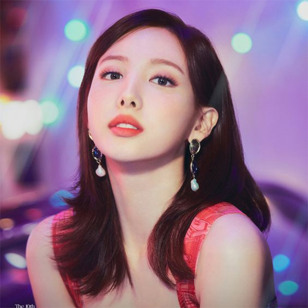 Tóc duỗi đẹp: Top 20 kiểu tóc tự nhiên hot nhất dẫn đầu xu hướng hiện nay - 3