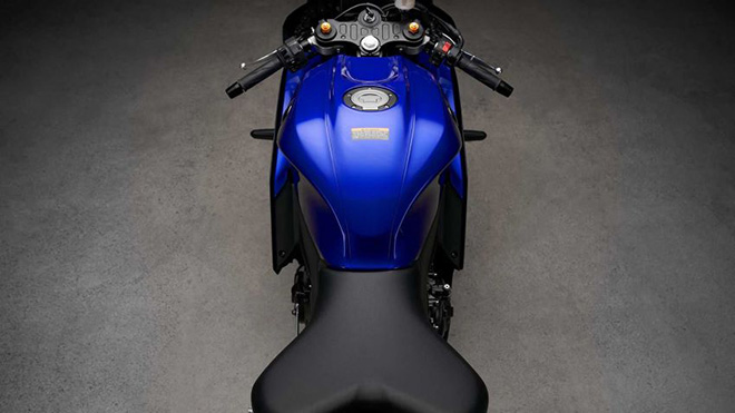 yamaha r7