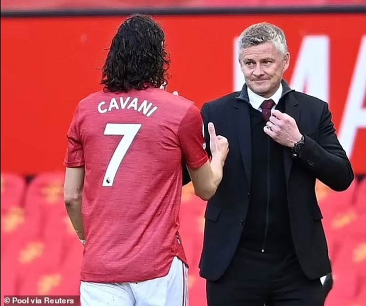 Sancho không giành áo số 7 MU với Cavani khiến các fan "Quỷ đỏ" rất vui mừng