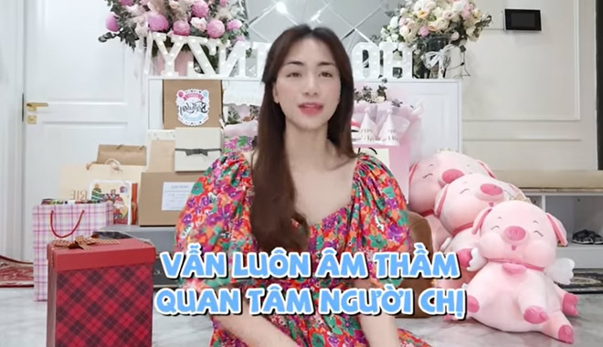 Hòa Minzy khẳng định mối quan hệ với Hương Giang vẫn rất tốt đẹp