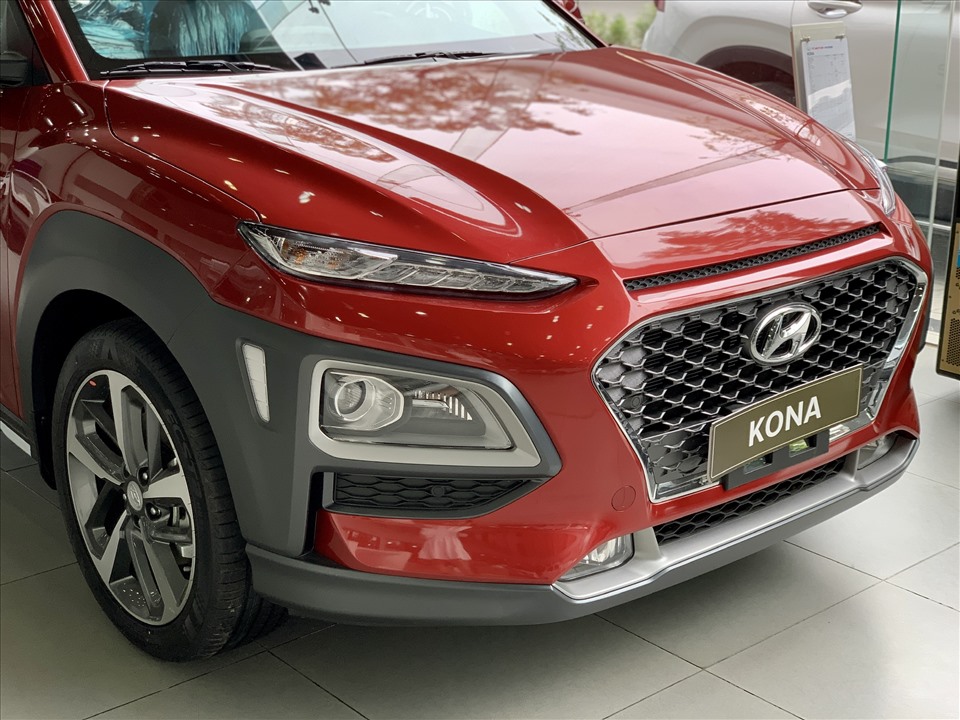 Hyundai Kona vs KIA Seltos: &#34;Tân binh&#34; đấu &#34;kẻ đứng đầu&#34; trong phân khúc 700 triệu - 7