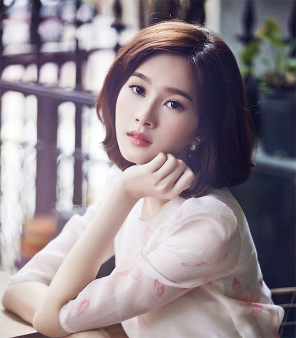 15 kiểu tóc cho mặt tròn nữ đẹp để gương mặt thêm thon gọn thanh tú - 12