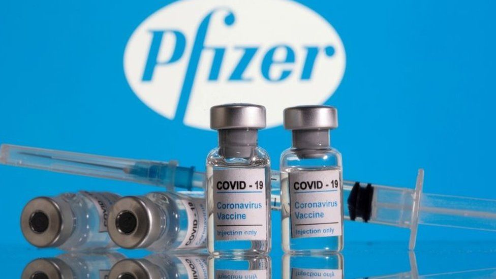 Pfizer đang thúc đẩy cơ quan quản lý Mỹ chấp nhận sử dụng mũi vaccine thứ ba.