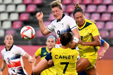 Video bóng đá nữ Vương quốc Anh - Australia: 7 bàn mãn nhãn, ngược dòng vào bán kết (Olympic Tokyo)