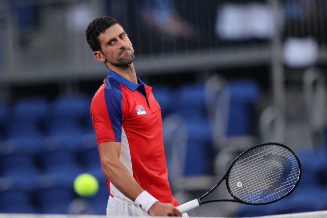 Djokovic gạt nỗi buồn, nhắm&nbsp;"cú đúp" huy chương đồng ở môn tennis