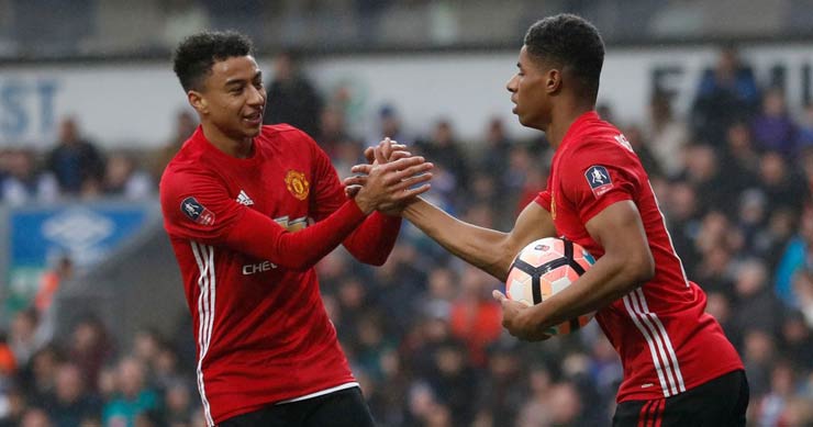 HLV Solskjaer có thể xếp Lingard đá trám vào vị trí tiền đạo lệch trái của MU thay Rashford trong 2 tháng đầu tiên của mùa giải 2021/22