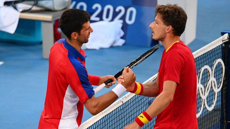 Djokovic thua đau Carreno Busta