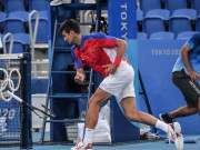 Thể thao - Djokovic trắng tay, đập vợt ở Olympic: Đối thủ đòi phạt nặng, Nole xin lỗi mỹ nhân