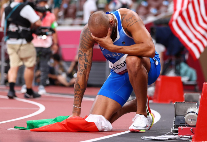 Vóc dáng to khỏe, Jacobs tạo ấn tương mạnh trên đường đua 100m Olympic