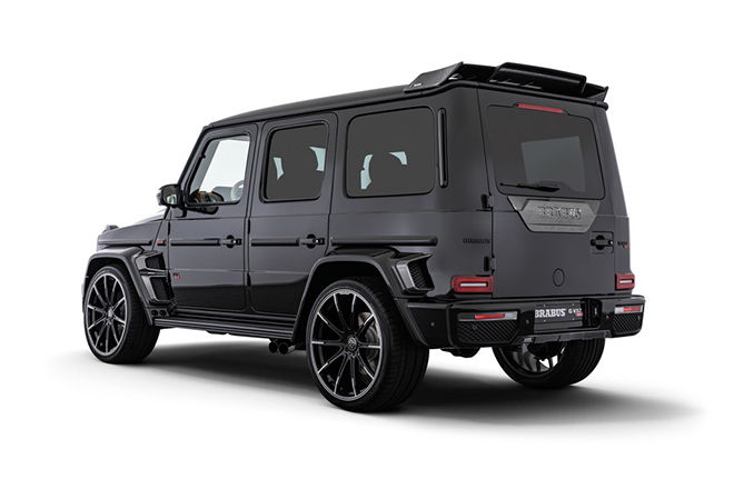 Cristiano Ronaldo &#34;thả dáng&#34; bên Mercedes-AMG G63 bản độ Brabus G V12 900 - 5