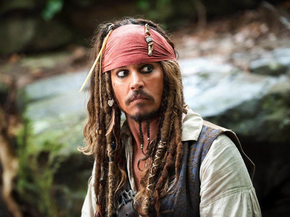 Vai diễn Jack Sparrow dường như “đo ni đóng giày” cho ngôi sao sinh năm 1963.