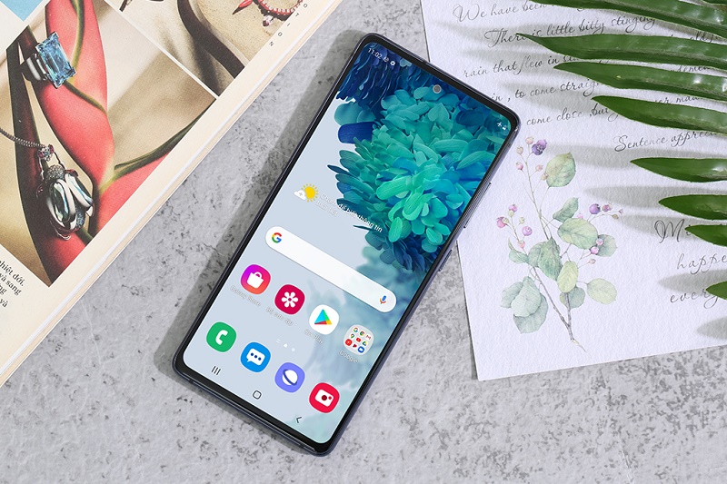 Những smartphone thuộc hàng &#34;siêu phẩm&#34; của 2020 vẫn rất đáng mua trong năm 2021 - 1