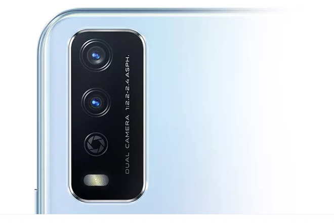 Cận cảnh cụm camera của Vivo Y12G.