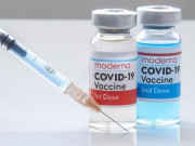 Thế giới - Moderna công bố hiệu quả vaccine Covid-19 sau 6 tháng tiêm đầy đủ hai mũi