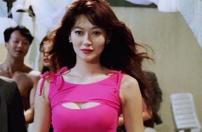 Năm 1997, Trần Bảo Liên nhận được vô số lời khen khi vào vai nữ đặc vụ xinh đẹp trong phim Quốc sản 007.
