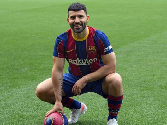 Aguero trong ngày ra mắt Barca