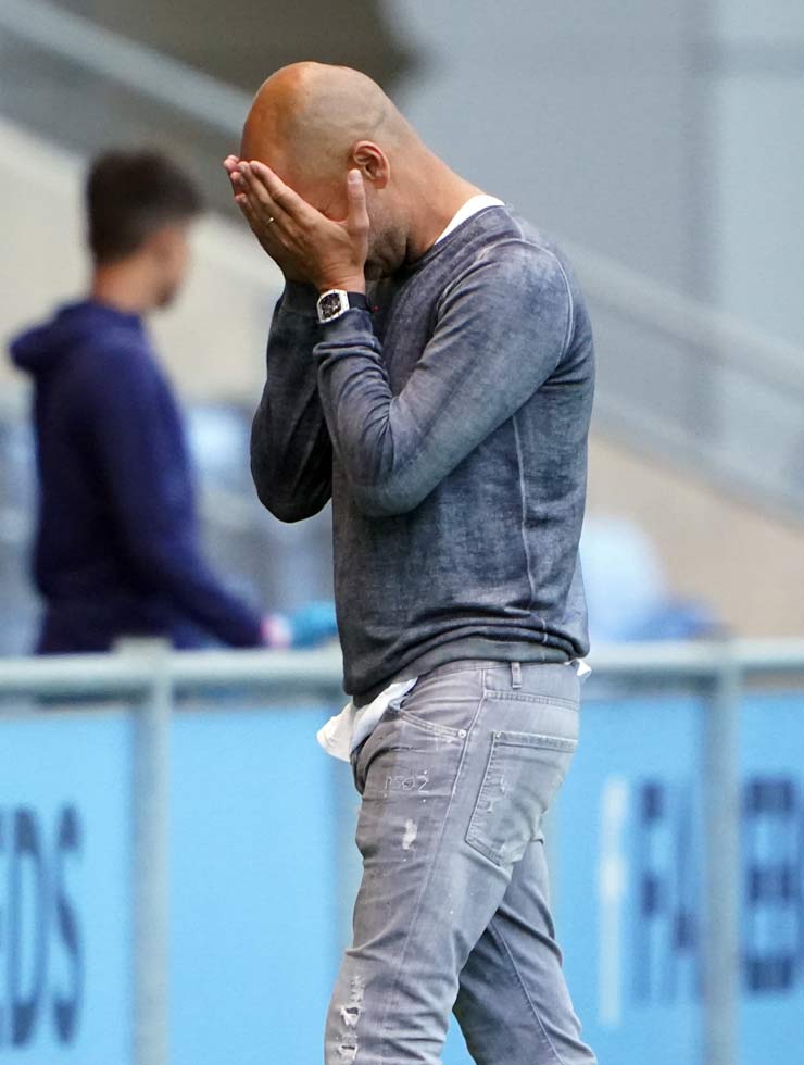 Pep Guardiola lo ngại Man City sẽ khởi đầu mùa giải mới khó khăn