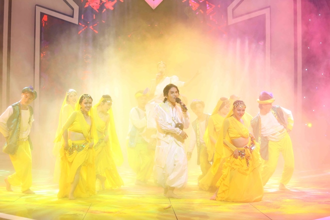 Diễn viên Diệp Bảo Ngọc có giọng hát được đánh giá là “hiếm và lạ trong showbiz Việt”.