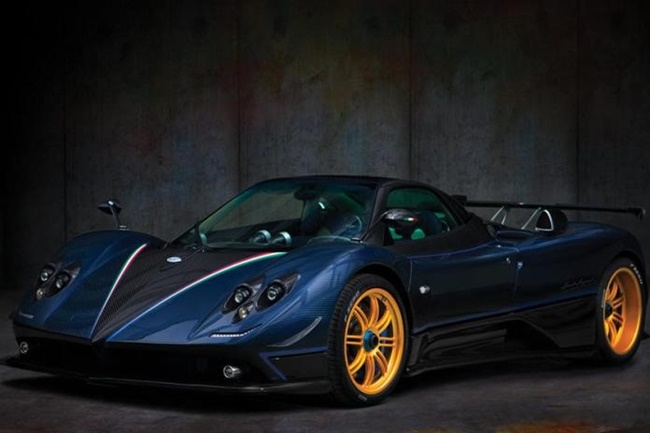 Hay chiếc xe sang chảnh Pagani Zonda có giá 1,6 triệu USD.
