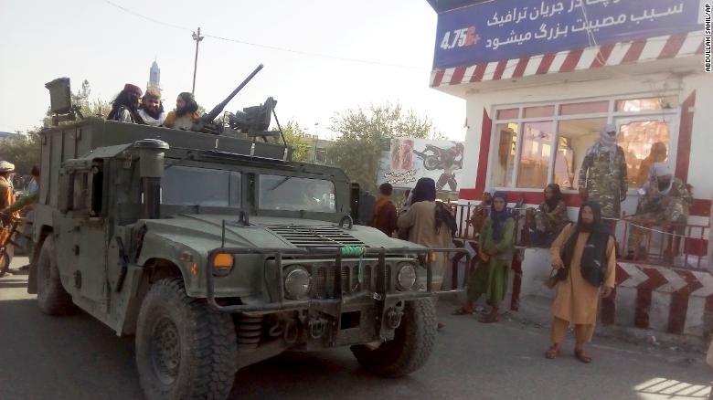 Taliban kiểm soát chốt chặn ra vào thành phố Kunduz hôm 9.8.
