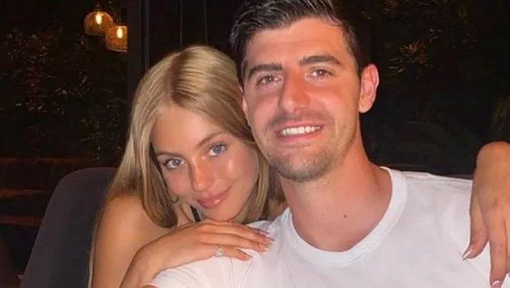 Thibaut Courtois "cưa đổ" trái tim của người mẫu&nbsp;Mishel Gerzig