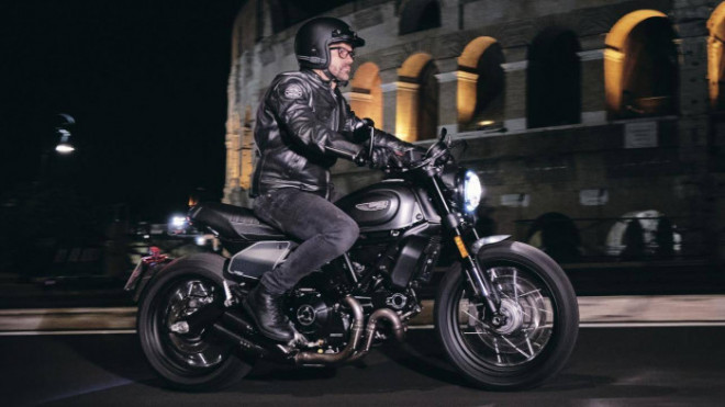 Cận cảnh Ducati Scrambler Nightshift huyền bí, giá 355 triệu đồng - 13