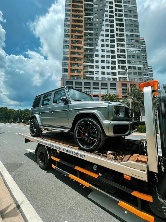 Mercedes-AMG G63 màu sơn Designo Platinum Magno về tay đại gia Sài Thành - 4