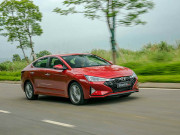 Tin tức ô tô - Giá xe Hyundai Elantra lăn bánh tháng 8/2021