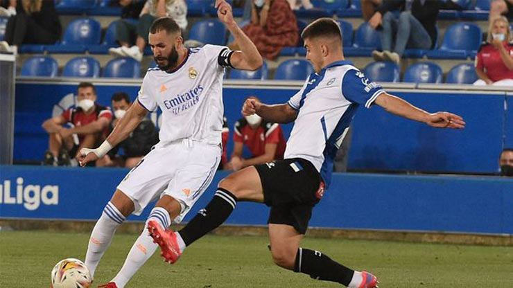 Benzema lập cú đúp bàn thắng ấn tượng giúp Real Madrid đại thắng Alaves 4-1&nbsp;