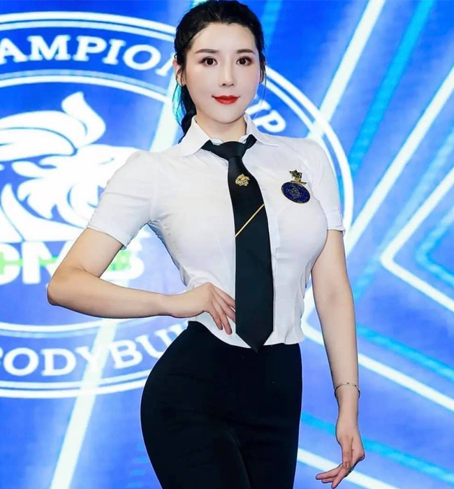 Liu Tai Yang được mệnh danh là "nữ hoàng phòng gym" nhờ sở hữu số đo 3 vòng bốc lửa. 
