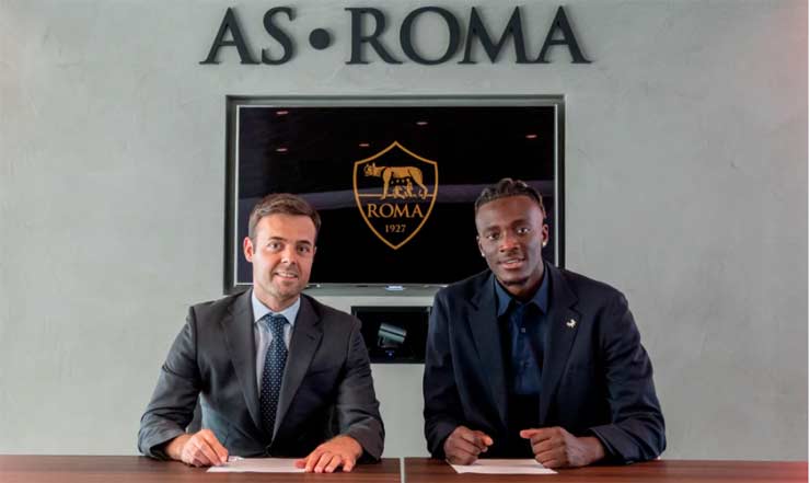 Tammy Abraham chính thức&nbsp;ký hợp đồng 5 năm với AS Roma vào chiều 17/8 (giờ Việt Nam)