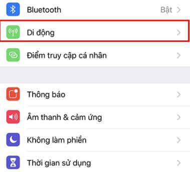 - Truy cập vào Cài đặt, chọn Di động.