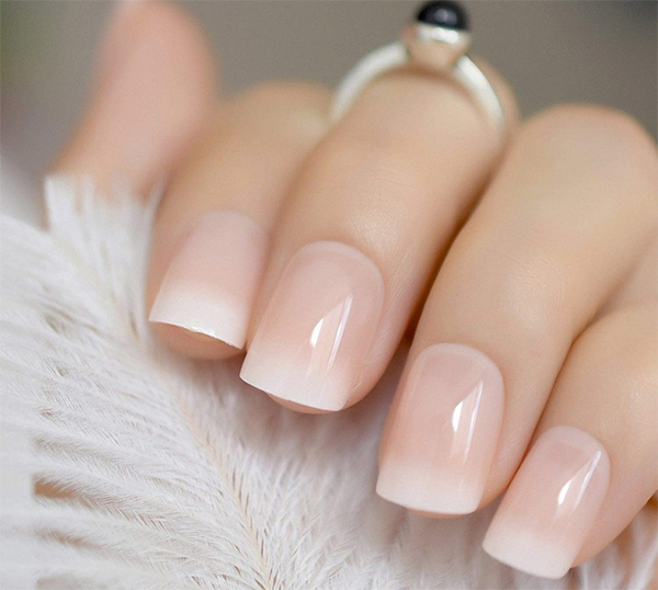 20 mẫu nail trắng đẹp thanh lịch tinh tế hot nhất hiện nay - 11