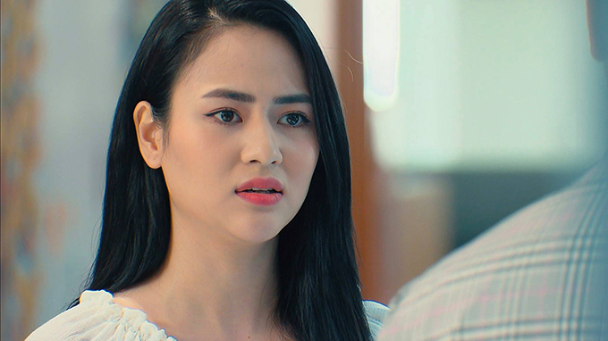 Việt Hoa gây ấn tượng khi vào vai Thiên Nga trong bộ phim "Hương vị tình thân" phần 2.