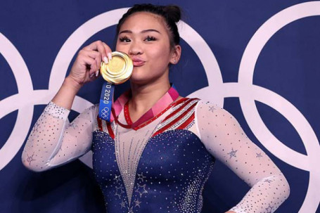 Cô gái H'Mông giành HCV Olympic sắp "đổi đời", có thể kiếm cả trăm tỷ đồng