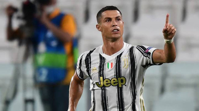 Ronaldo từng khẳng định không muốn đến Man City vì tình yêu với MU