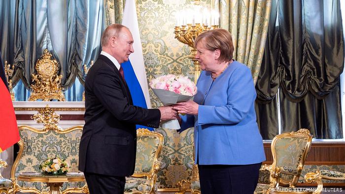 Tổng thống Nga Vladimir Putin đã có cuộc hội đàm cuối cùng với Thủ tướng Đức Angela Merkel tại Moscow.