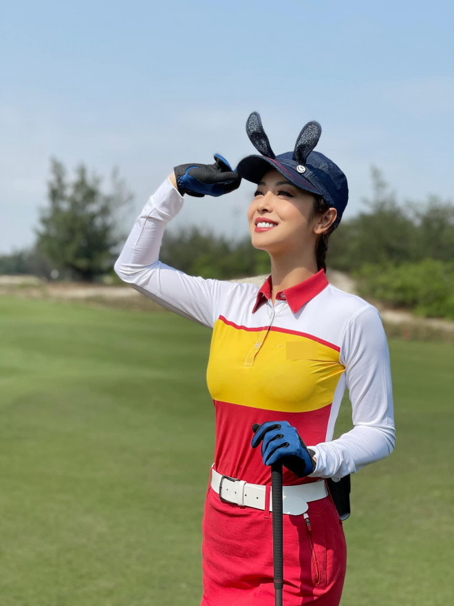 Thời trang đánh golf năng động mà vẫn quyến rũ của dàn Hoa hậu, Á hậu Việt - 11