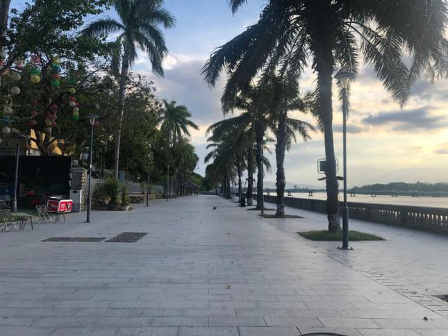 Ngắm cố đô Huế trầm mặc trong mùa dịch - 5