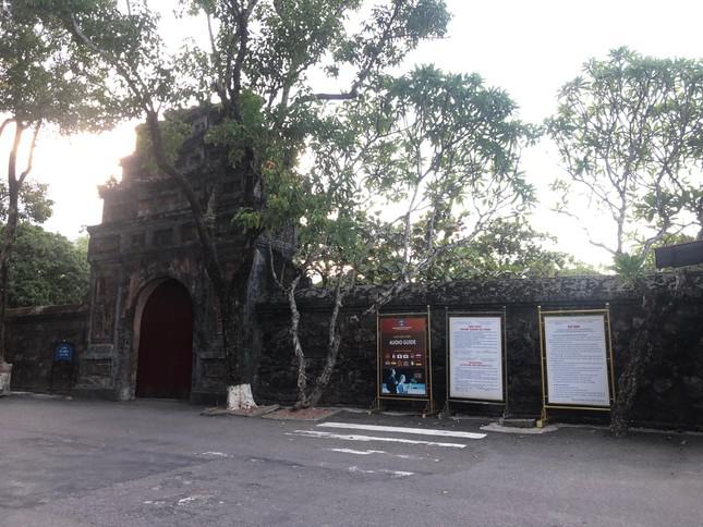 Ngắm cố đô Huế trầm mặc trong mùa dịch - 11