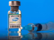 Thế giới - Vaccine Covid-19 đầu tiên được phê duyệt hoàn toàn ở Mỹ