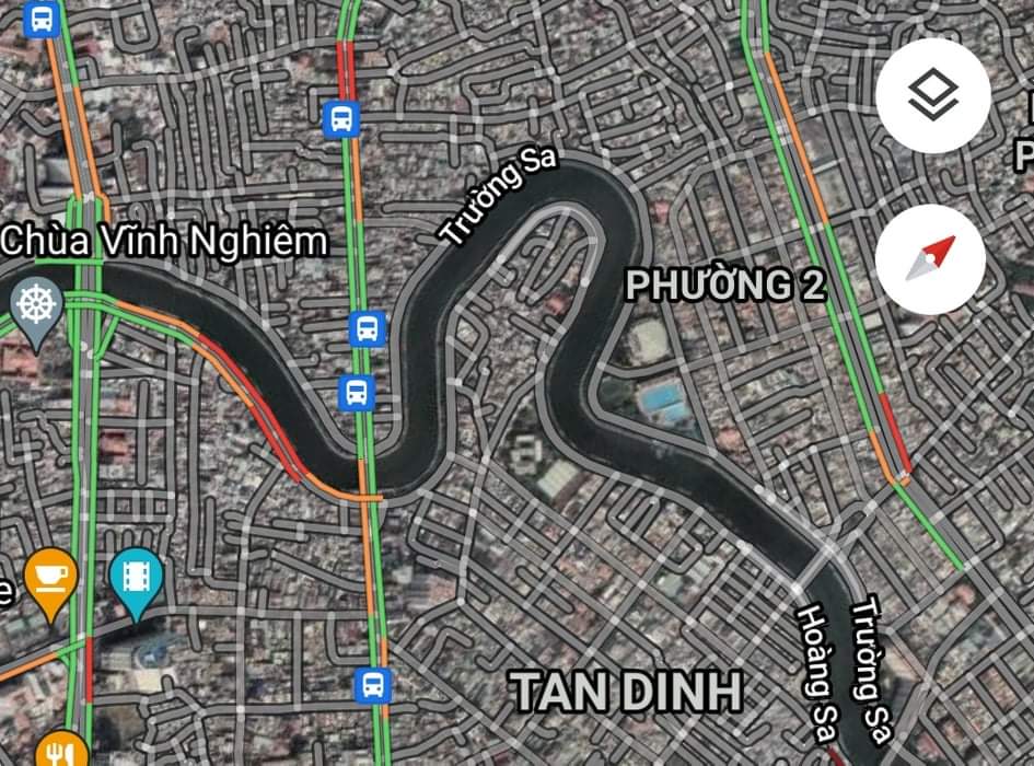 Một số đoạn đường tại TP.HCM vẫn trong tình trạng giao thông vàng, đỏ trên Google Maps.