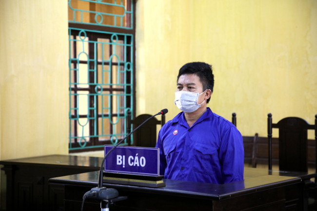 Nguyễn Hữu Tuyên lĩnh phạt 18 tháng tù giam vì "thông chốt" từ làn ưu tiên xe “luồng xanh”