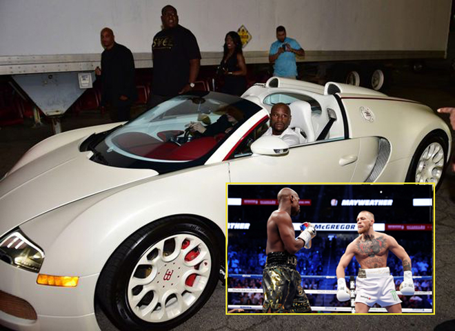 Mayweather khoe dàn xe hơn 20 triệu bảng, McGregor vẫn chê không biết kiếm tiền